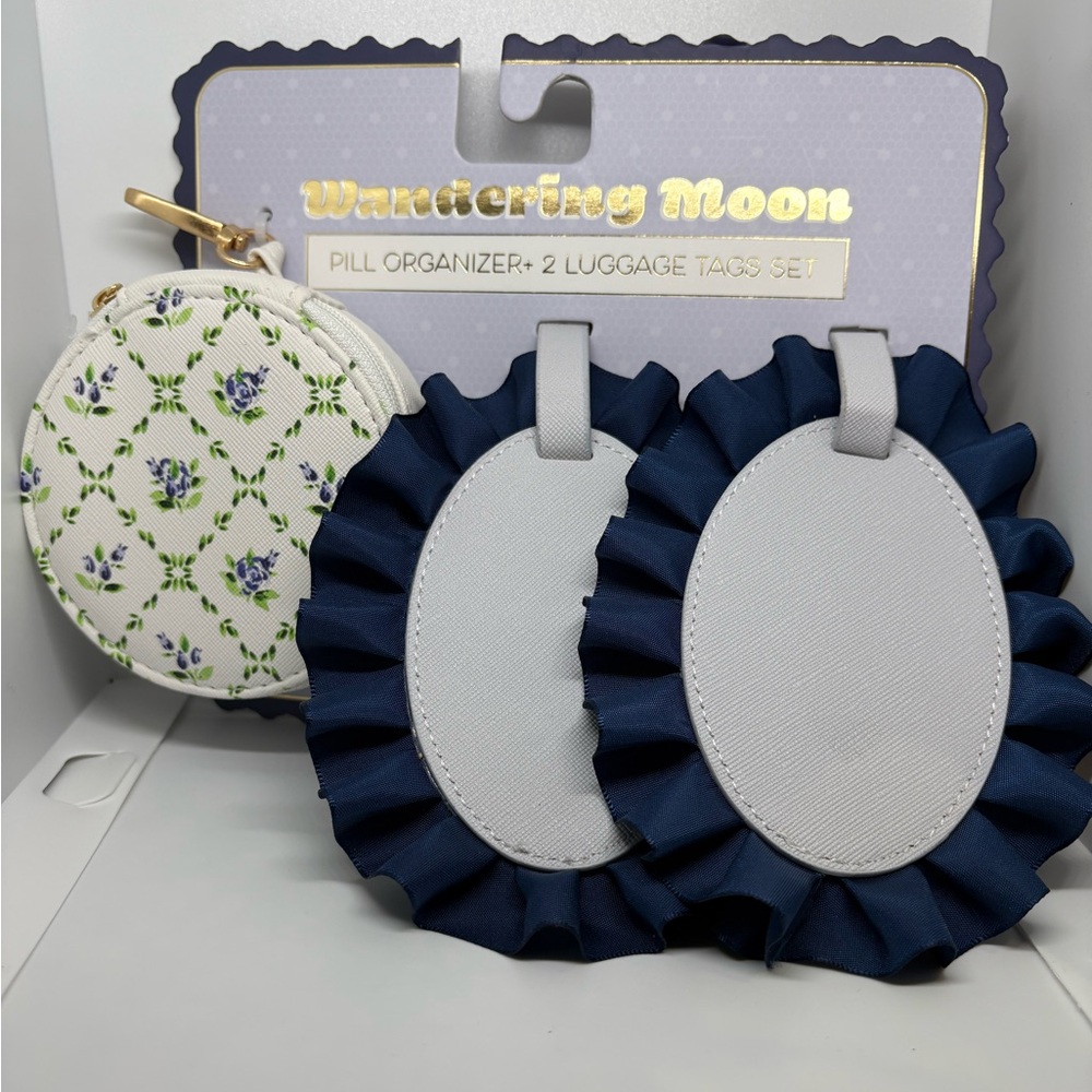 WANDERING MOON NWT 3pc pill organizer & luggage tag set